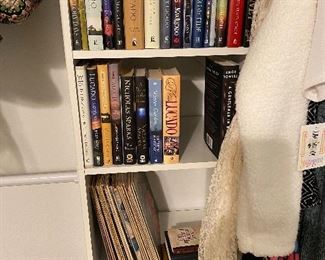 Books & LP’s - women’ s clothing