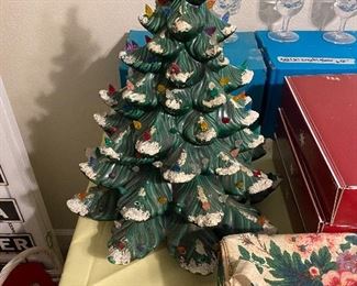 Vintage ceramic tree - SOLD / other items are still available