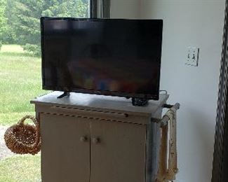 Kitchen utility cart