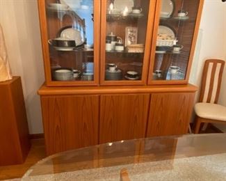 Drexel China Cabinet,