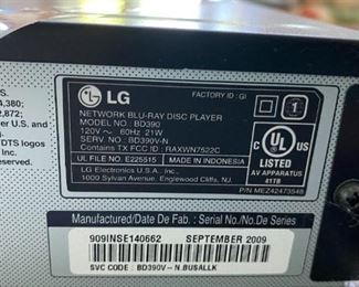 LG Blue Ray Nework Player (BD390),
