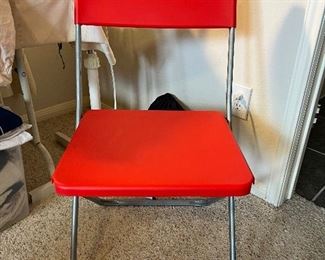 WE HAVE 3 RED IKEA CHAIRS
*one sold