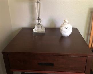 1 of 2 matching end tables with drawers