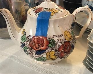 Sadler teapot