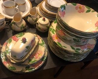 115 pieces vintage Franciscan Desert Rose