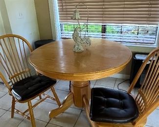 Table & chairs $180