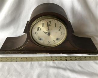 Sessions Mantle Clock