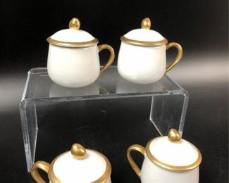 Set of 4 Pot e Creme with gold decoration