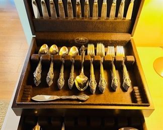 Lyon Stainless Steel flatware set