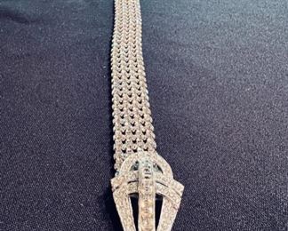 Gorgeous vintage Art Deco rhinestone belt(25 1/2” long) and rhinestone brooches