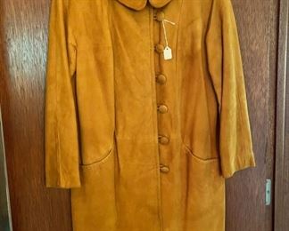 Very cute ladies suede coat