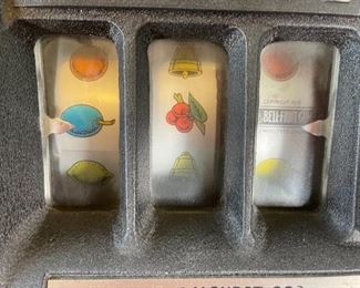 1940s Mills 25c Hi-Top Deuce Wild Slot Machine RESTORED 25 Cent	26x16x16in	HxWxD
