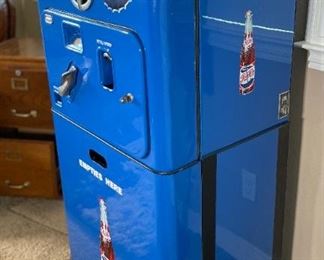 1950s Pepsi Cola PC27B 10c Vendorlator Vending Machine RESTORED 10 Cent Dome/Round Top B27 27B 27 B VMC	52.5 x 24.5 x 25	HxWxD

