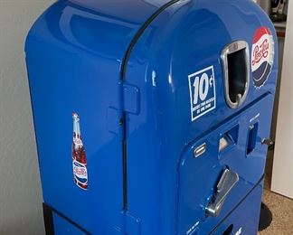 1950s Pepsi Cola PC27B 10c Vendorlator Vending Machine RESTORED 10 Cent Dome/Round Top B27 27B 27 B VMC	52.5 x 24.5 x 25	HxWxD
