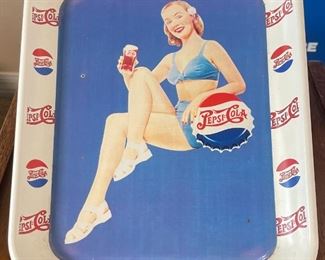 Pepsi tray 1994 Gorgeous girls	1.5x10.75x13.5in	

