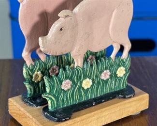Cast Iron Pig Napkin Holder	6.5x3.5x6in	HxWxD
