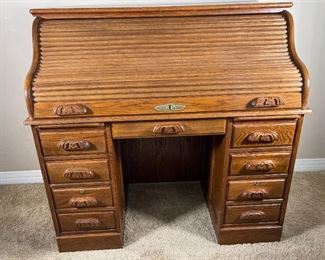 Sure Wood Roll Top Oak Desk	46 x 48 x 24in	HxWxD
