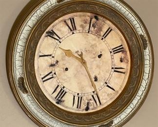 Weathered Quartz Wall Clock	23in diameter	
