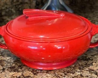 AS-IS Hall Sundial Red Casserole	4 x 10 x 8in	HxWxD
