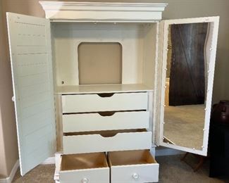 Stanley White Cottage Revival Wardrobe Cabinet Armoire	81.5 x 52 x 22in	HxWxD
