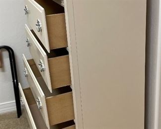 5 Drawer White Dresser	50 x 36 x 18in	HxWxD
