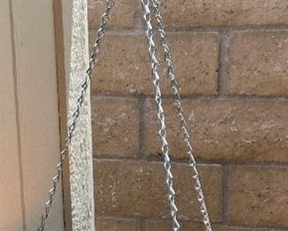 Hanging Pot #1	25in hang length x 14in diameter	
