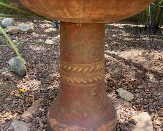 Terracotta Bird Bath	22x19.5in diameter	
