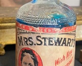 Antique Mrs Stewart’s Liquid Bluing Bottle Laundry Detergent	6in H	
