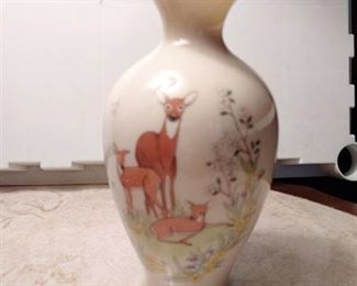 Lenox Mothers Day 1984 vase