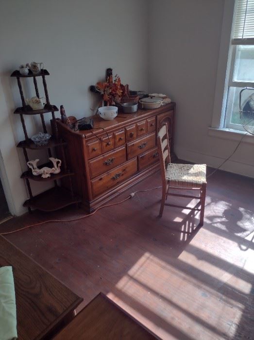 3050 off Sunday/ Pineview GA Estate Sale... starts on 6/24/2022