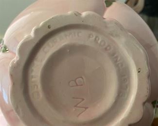 Vintage Pink and Purple Roses Washbasin and Pitcher (Detail view)