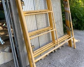 Metal scaffolding