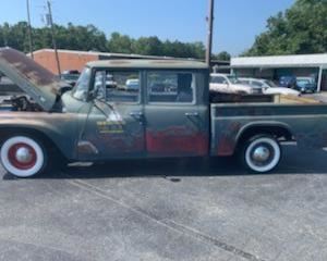 1961 International 4dr Pickup short bed original