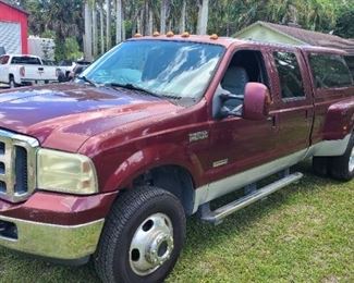 2006 Ford F350 diesel dually 4dr King Ranch
