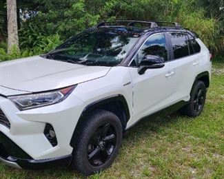 2019 Toyota Rav4 Hybrid AWD Bankruptcy