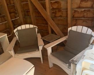 Love these vintage Adirondacks!