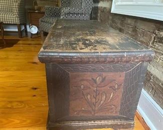 The painting on the box is still in amazing condition considering it is 240 years old.