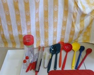 Colorful Kitchen Lot