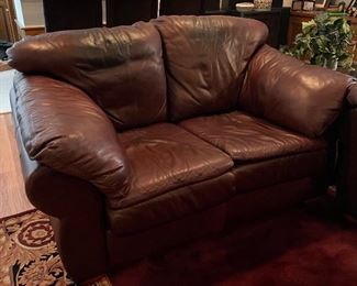 Gallery Furniture Leather Furniture Love Seat