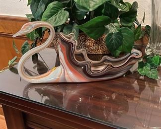 Large glass Stretch Swan