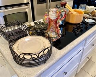 Metal Plate and Napkin Holders