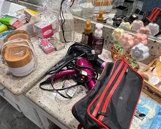 Blow Dryers, Jewelry cleaner