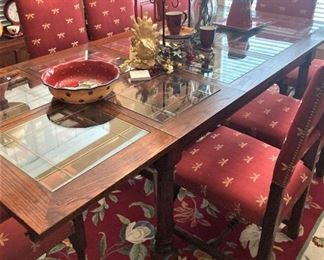 The table has glass inserts.