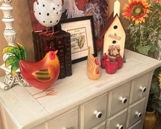 Darling chest; fun rooster selectins