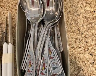 Matching flatware
