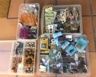 Buttons, spring rings, beads