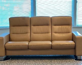 STRESSLESS COUCH 