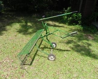 John Deere Rake