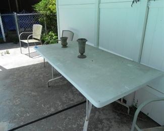 Outdoor Table with 4 Chairs