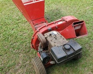 Yard Man Chipper SC 8